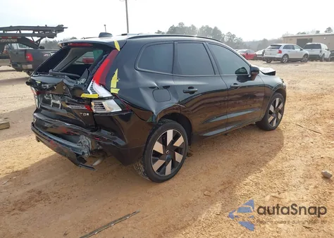 2025 Volvo Xc60 Plug-In Hybrid Plus, T8 Awd Electric/Gasoline, Dark z USA, uszkodzony, nr VIN YV4H60RC8S1029514